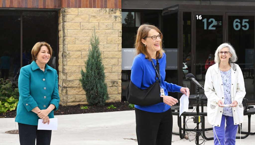 Senator Amy Klobuchar with Dawn Simonson